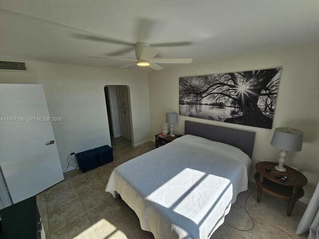 Building Photo - 3000 Marcos Dr