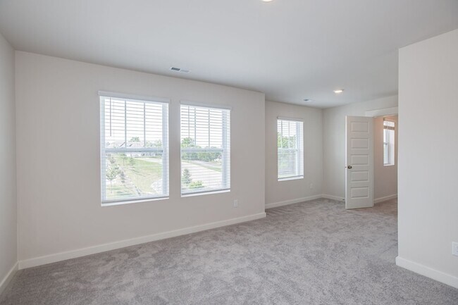 Building Photo - 2018 Township Dr