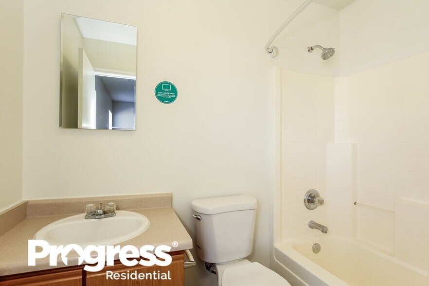 Building Photo - 11834 W Corrine Dr