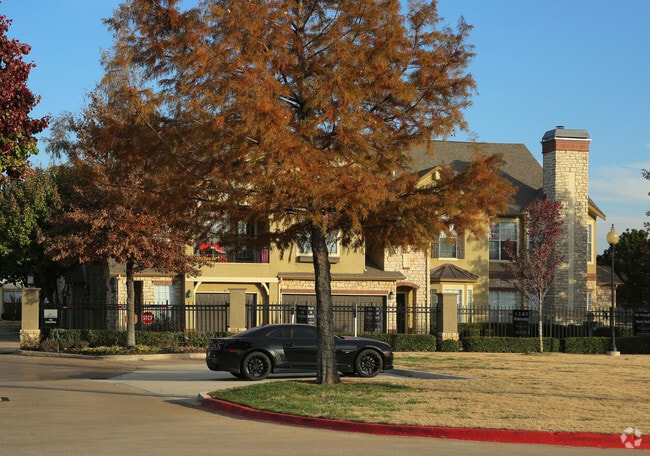 The Mansions At Riverside Tulsa OK Apartment Finder