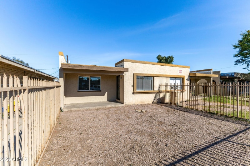 Building Photo - 6742 W Palmaire Ave