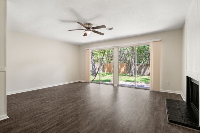 Building Photo - 1908 N Red Cedar Cir