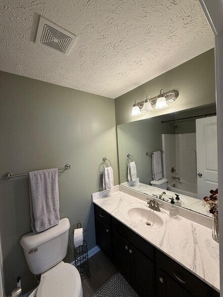 Building Photo - 322 Negri Ct