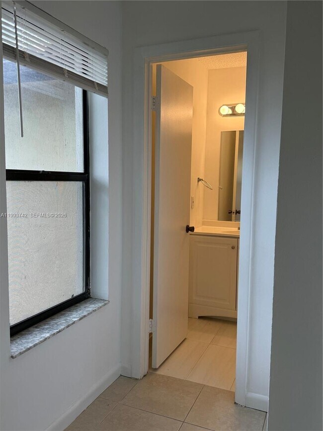 Building Photo - 4221 W McNab Rd