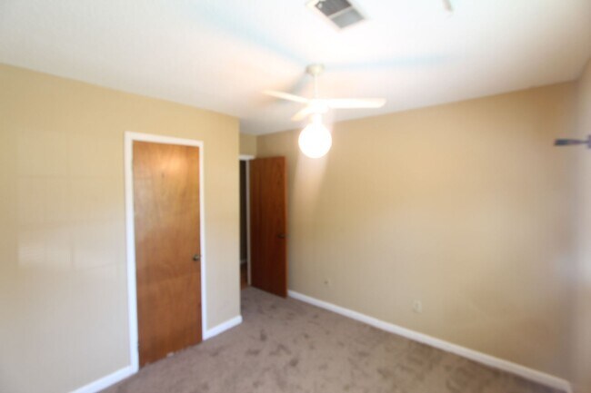 Building Photo - New On The Market with Fresh Updates!! Better Hurry!!