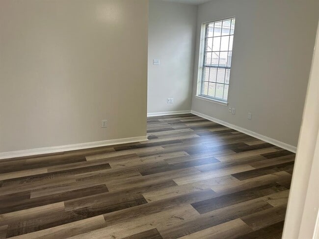 Building Photo - 21318 Park Post Ln