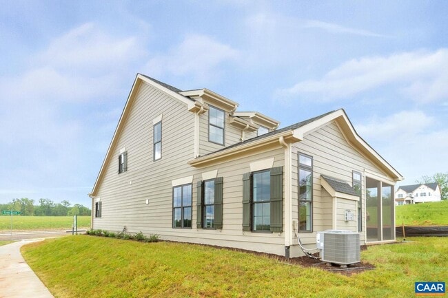 Building Photo - 2132 Northside Dr