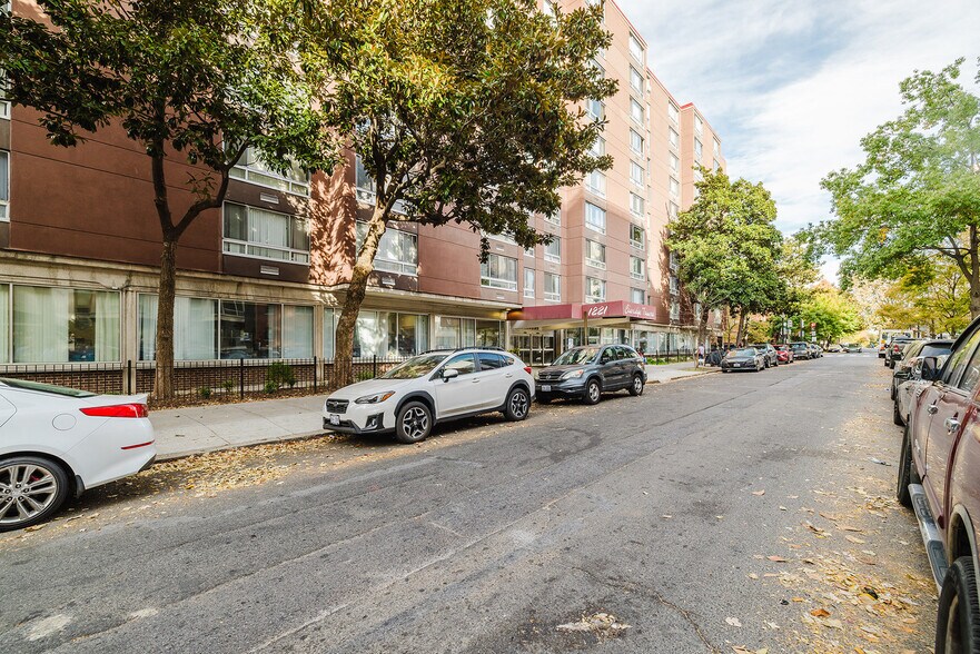 Building Photo - 1224 M St NW