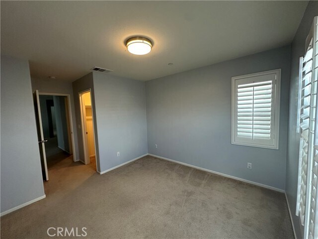 Building Photo - 1055 Raven Ct