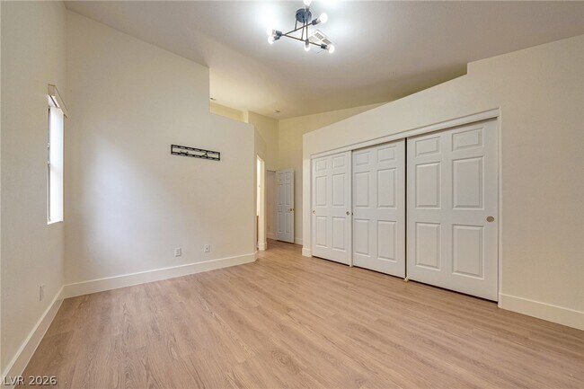 Building Photo - 9829 Panorama Cliff Dr