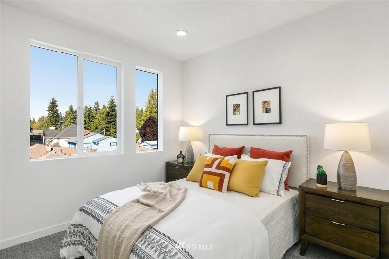 Building Photo - 2156 N 185th St