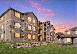Building Photo - 3812 E Rock Creek Rd