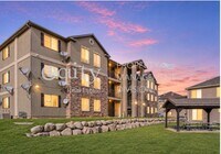 Building Photo - 3812 E Rock Creek Rd
