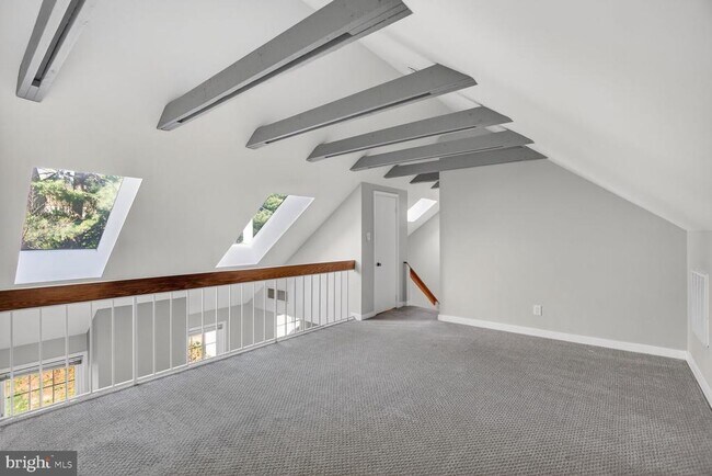 Building Photo - 8205 Grubb Rd