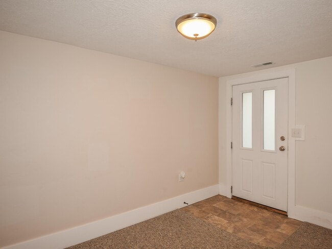 Building Photo - 271 N 100 E