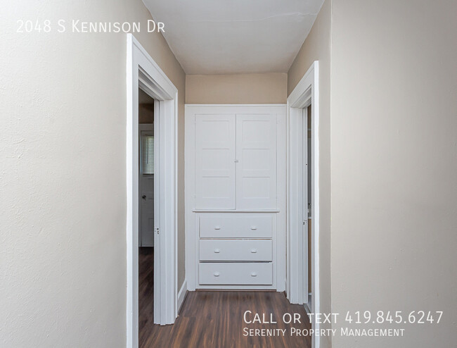 Building Photo - 2048 S Kennison Dr