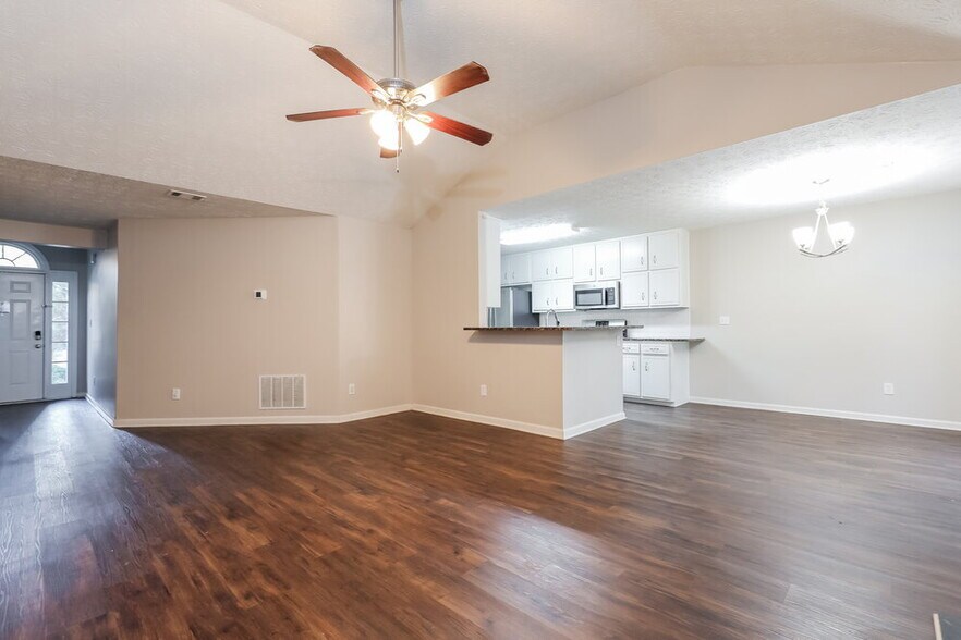 Building Photo - 195 Northwind Dr