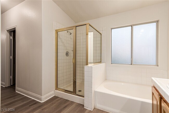 Building Photo - 3741 Grand Viewpoint Ct