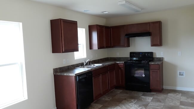 Building Photo - 2427