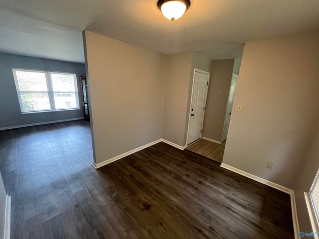 Building Photo - 3100 NW Las Animas Ave
