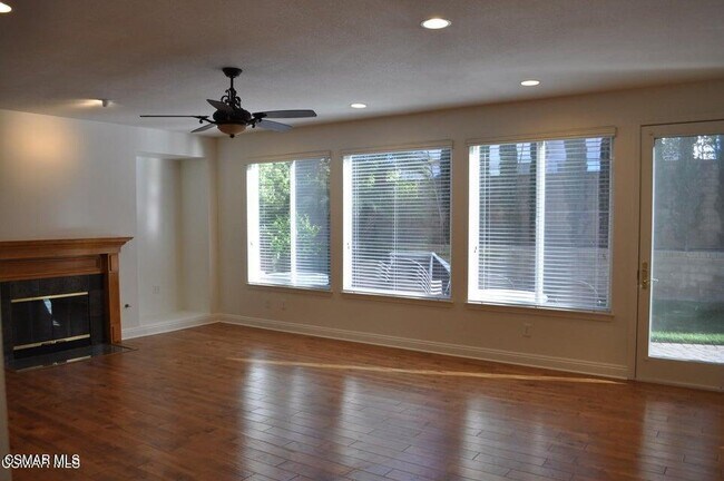 Building Photo - 1596 Blue Canyon St