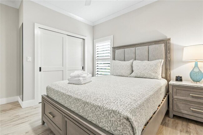 Building Photo - 1234 15th St