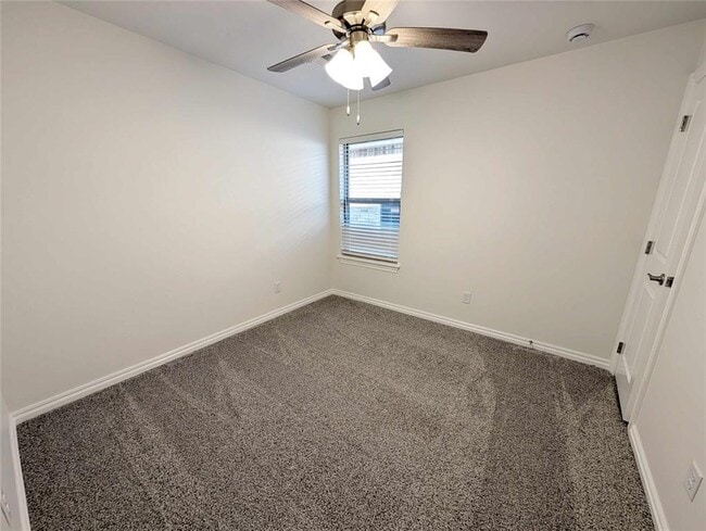 Building Photo - 2224 NW 170th St