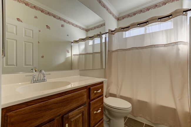 Building Photo - Home for rent in active 55+ community!