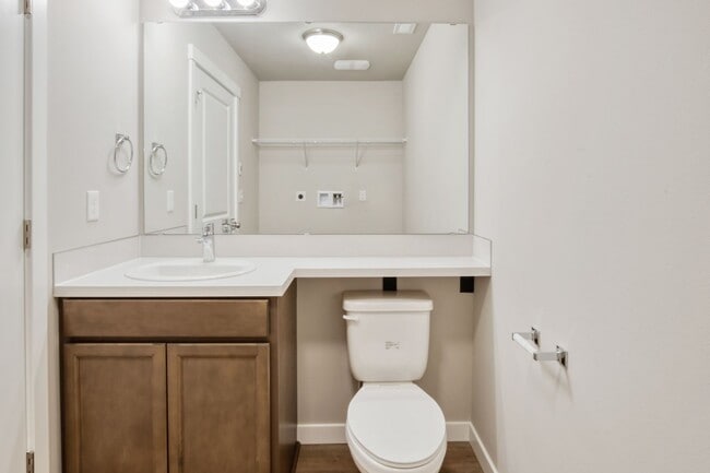 Building Photo - Newly Built 4bd 2.5ba in LSSD