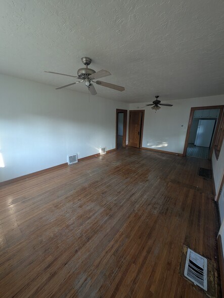 Building Photo - 1722 Isabella St