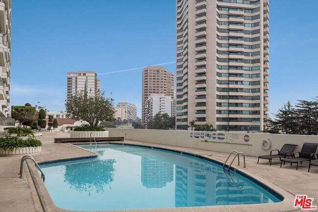 Building Photo - 10501 Wilshire Blvd