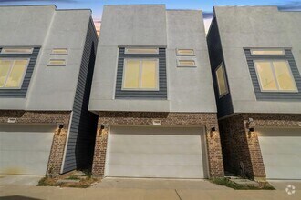 Building Photo - 2517 Hollister Rd