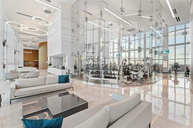 Building Photo - 1643 Brickell Ave