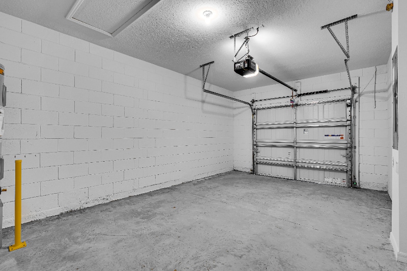 Building Photo - 16599 Barbours Crk Wy