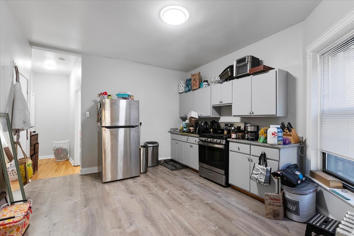 Building Photo - 5018 S Blackstone Ave