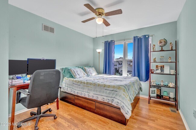 Building Photo - Spacious 4BR Colonial with Garage & Pool