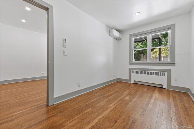 Building Photo - 5823 Fieldston Rd