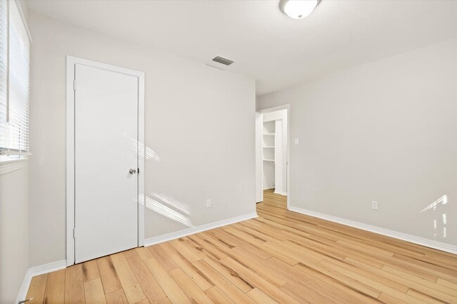 Building Photo - UPCOMING LISTING