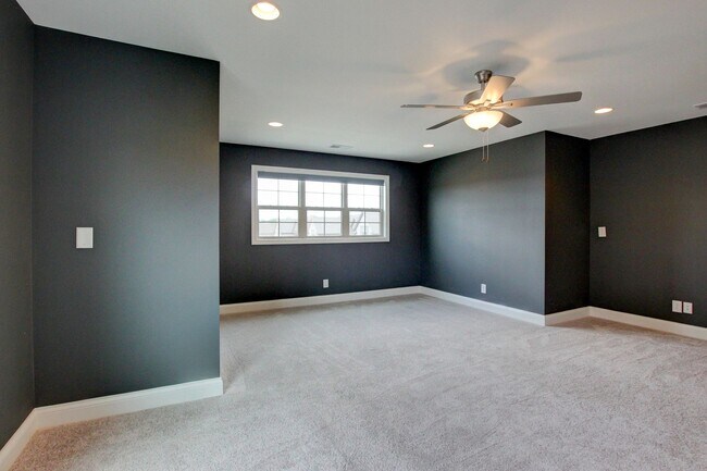 Building Photo - Custom Build in Sango.  Wow Factor