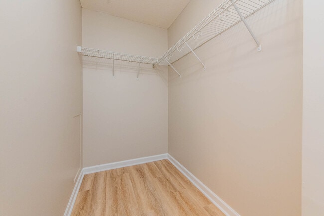 Building Photo - 321 Grand Ave