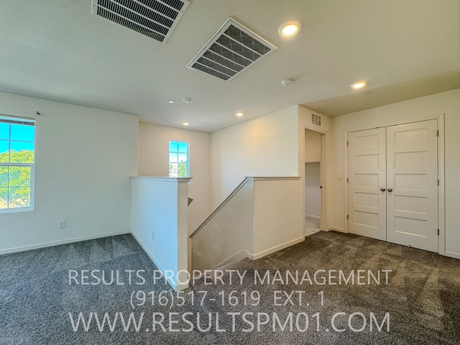 Building Photo - Beautiful Natomas 4 Bedroom Home w Loft