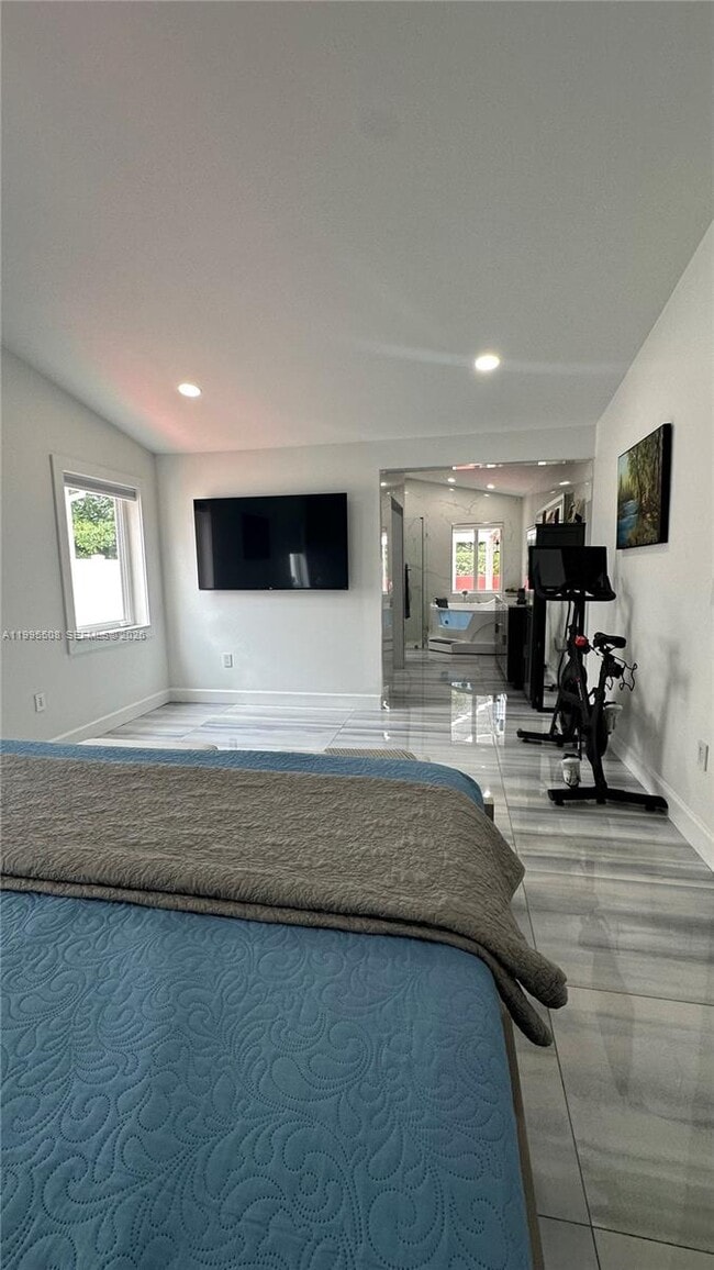 Building Photo - 13411 SW 17th Ct