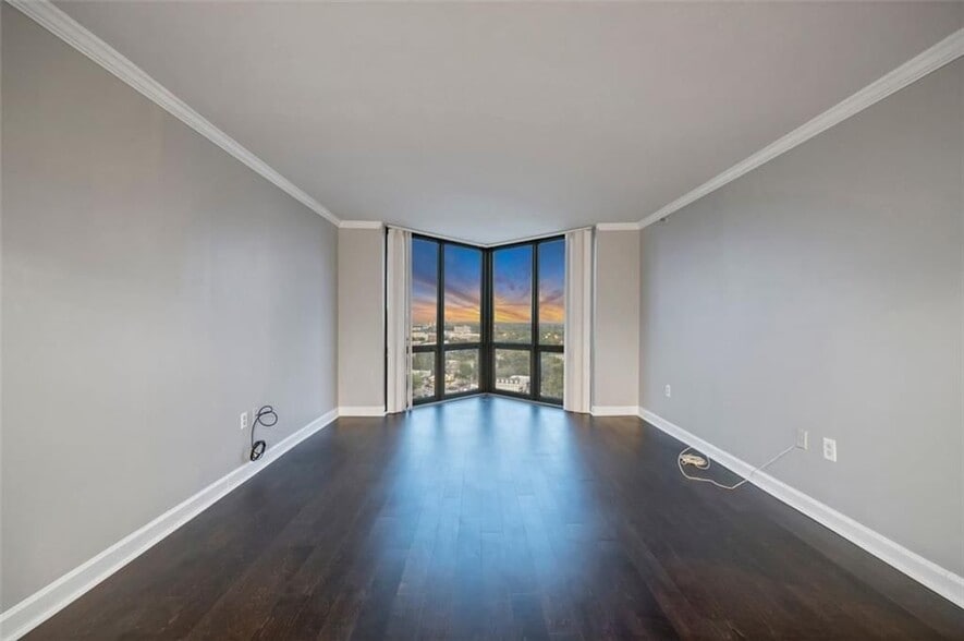 Building Photo - 2870 Pharr Ct S Northwest