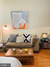 Building Photo - 1324 Locust St