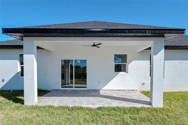 Building Photo - 4625 Cortez Blvd