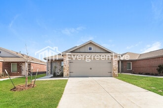 Building Photo - 2033 Belgian Dr