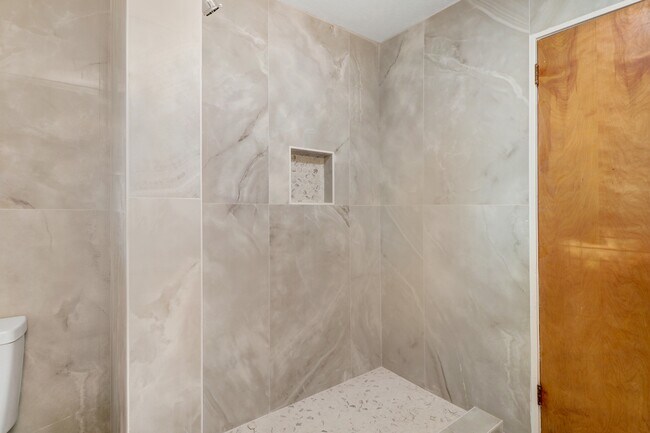 Building Photo - 2703 Langston Dr