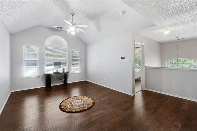 Building Photo - 3212 Golden Springs Dr