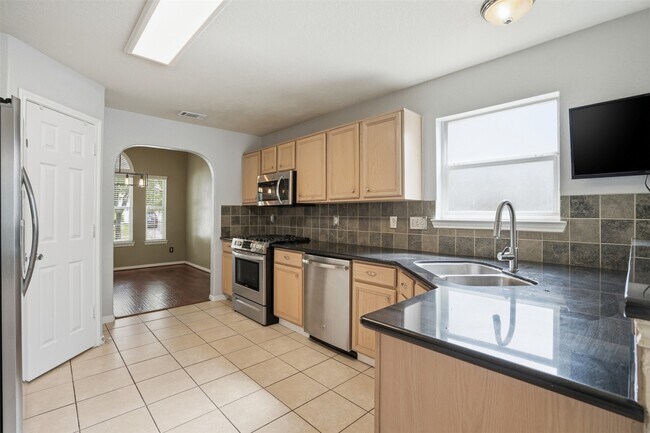 Building Photo - 326 Wild Bird Dr