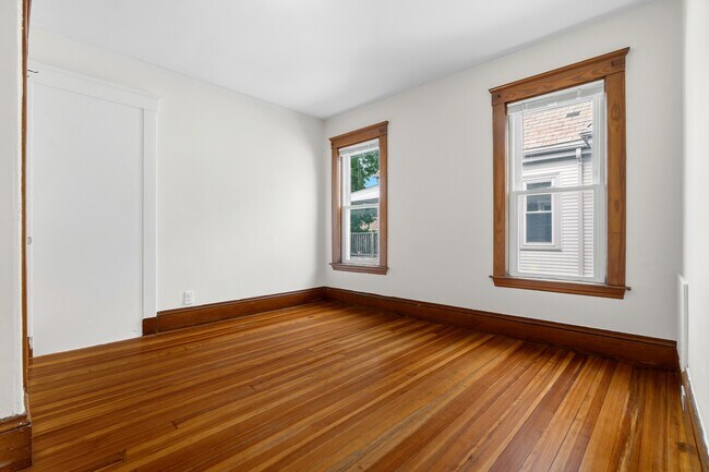 Building Photo - 42-44 Whitman St